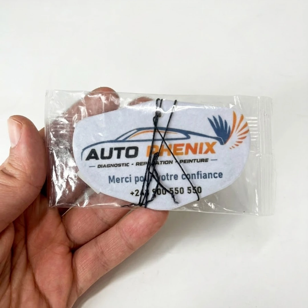 Firma Logolu Oto Kokusu Dikdörtgen Form